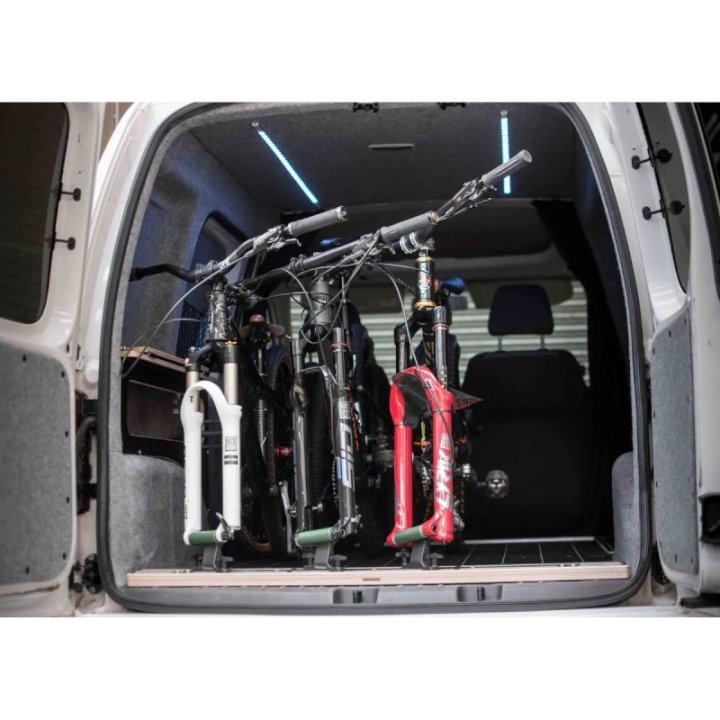 BikeStow Tilting Fork Mount - Schwenkbare Gabelbefestigung - 15x110 mm Boost Thru-Axle Torque Cap